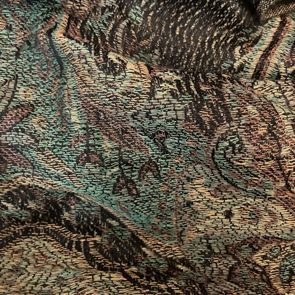 NWT! NEW! Cashmere Green and Brown paisley long and wide Wrap/Scarf. - Picture 2 of 5